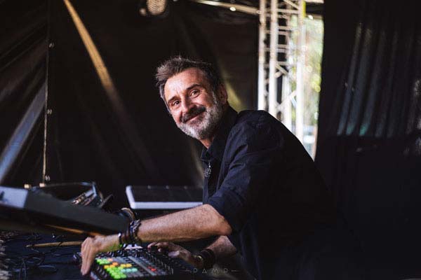 El Calife en concert